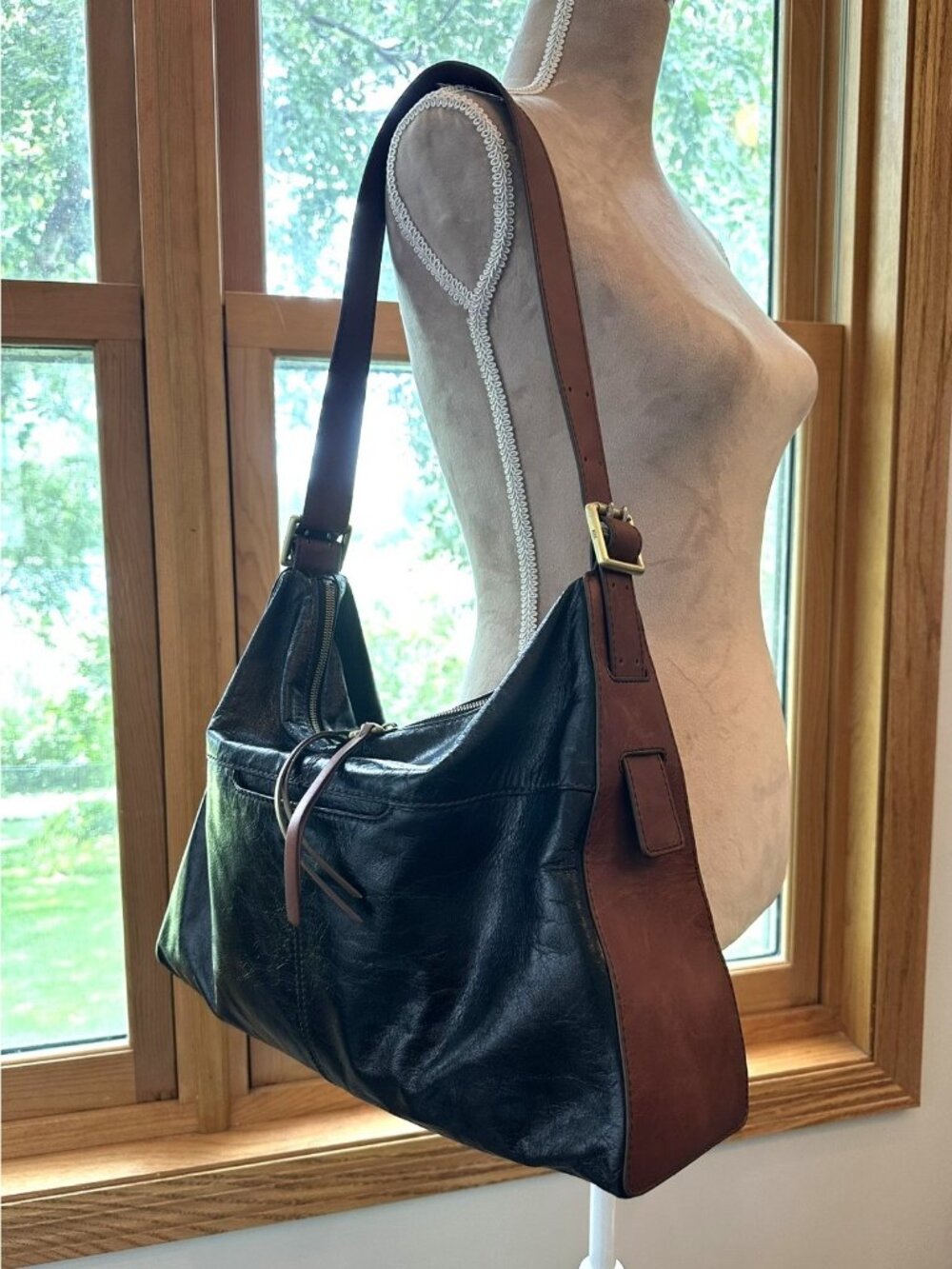 HOBO Black Brown Leather Shoulder Bag Large Slouchy Purse Brass Hardware